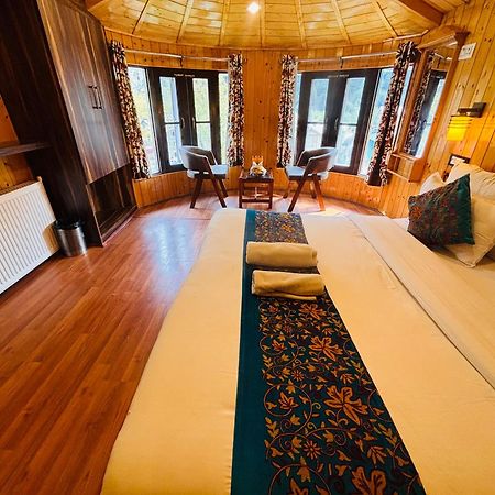 Bombay Palace Hotel ปาฮาลกัม ภายนอก รูปภาพ